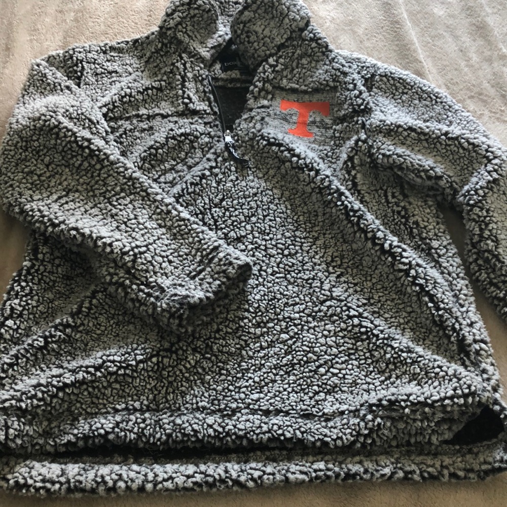 Sweat shirt